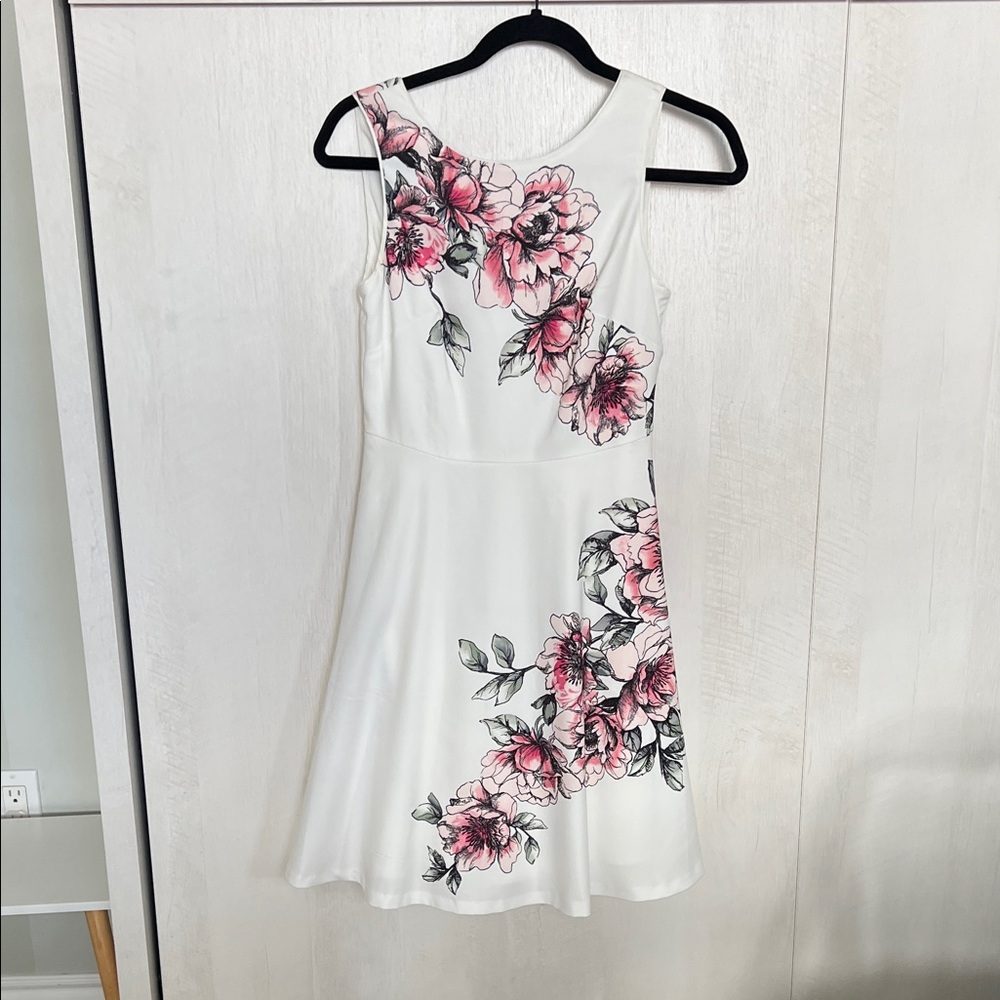 White House Black Market One Shoulder Dress with Pink Floral Design NWOT